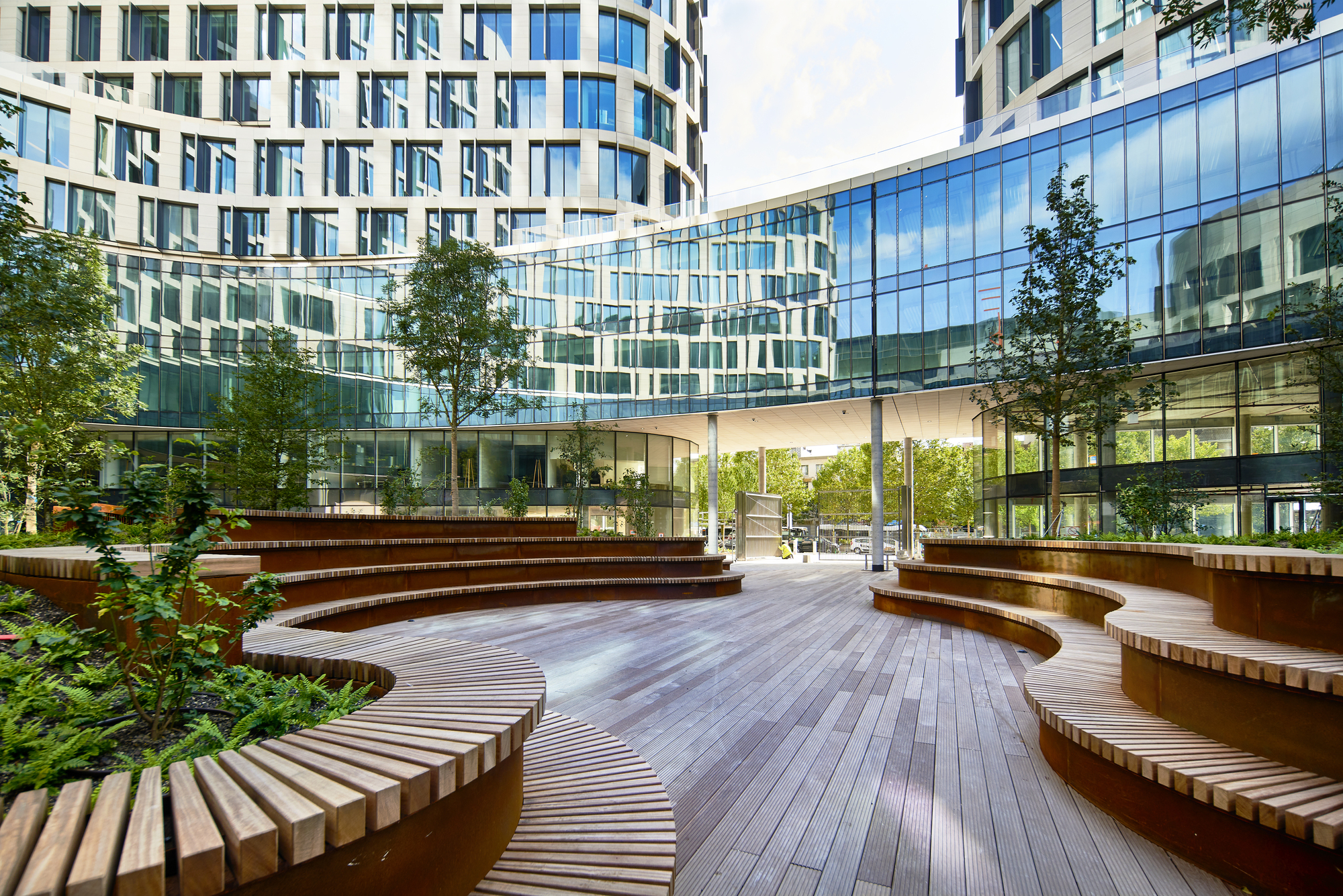ConceptWall 50 aluminium curtain walling facade on a modern commercial building